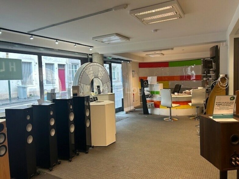 Retail in Nancy for sale - Interior Photo - Image 2 of 14