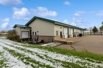 114 Thomas Cir, Monticello, MN à louer Photo intérieure- Image 2 de 32