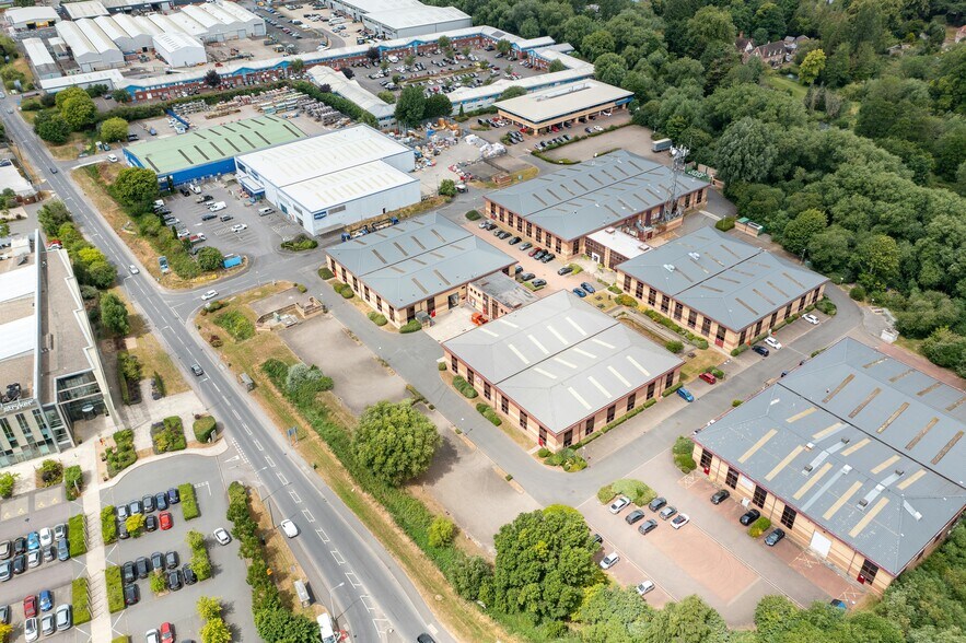 Canal View Rd, Newbury à louer - Photo du bâtiment - Image 3 de 8