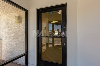 1670 E Flamingo Rd, Las Vegas, NV for lease Interior Photo- Image 1 of 9