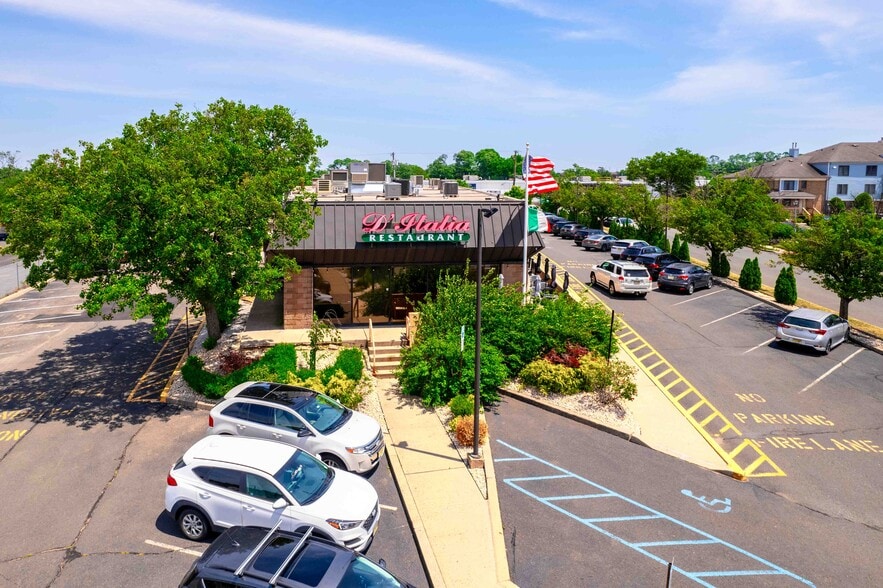 1500 Saint Georges Ave, Avenel, NJ for sale - Building Photo - Image 3 of 9