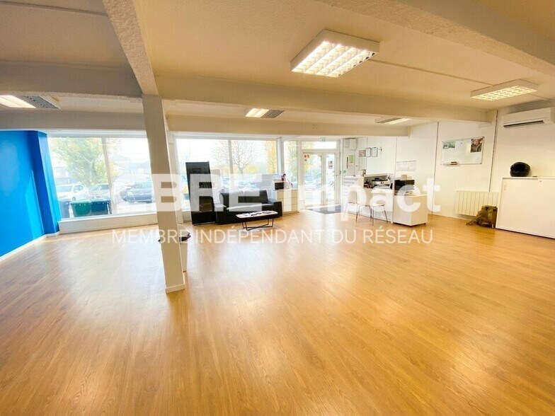 3 Rue Clement Desormes, Dijon for lease - Interior Photo - Image 2 of 5