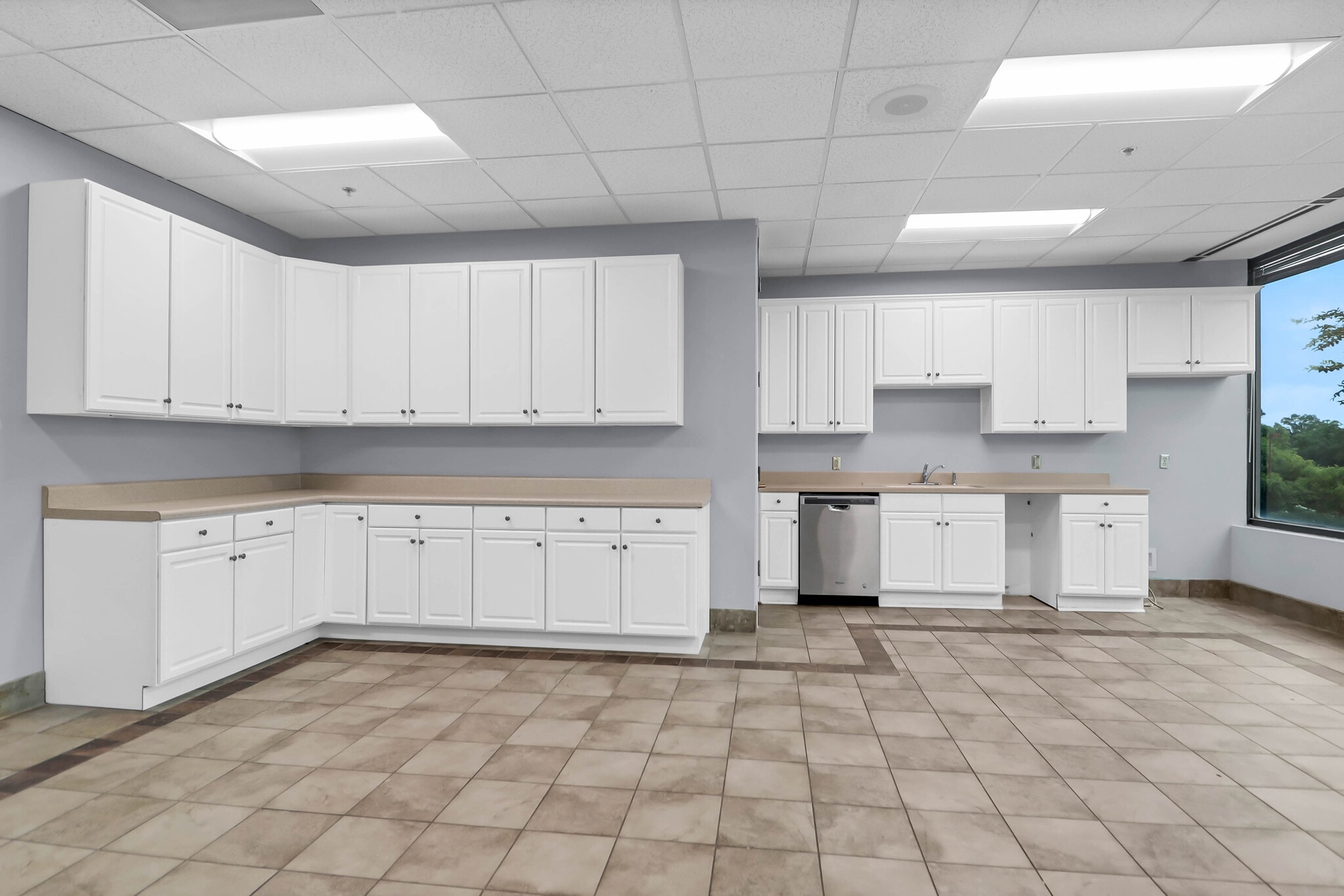 4401 Belle Oaks Dr, North Charleston, SC à louer Photo intérieure- Image 1 de 7