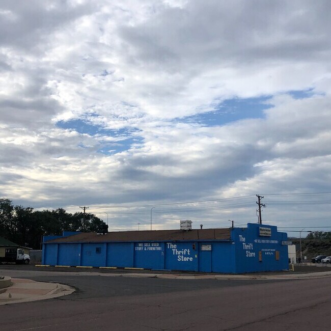 More details for 410 N Ninth St, Gallup, NM - Retail for Sale