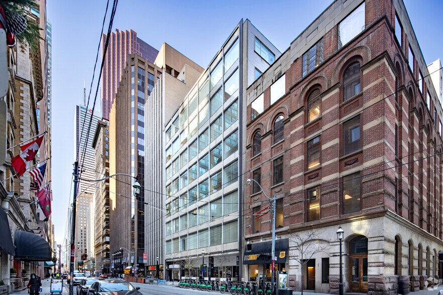 36 King St E, Toronto, ON à louer - Photo du bâtiment - Image 3 de 7
