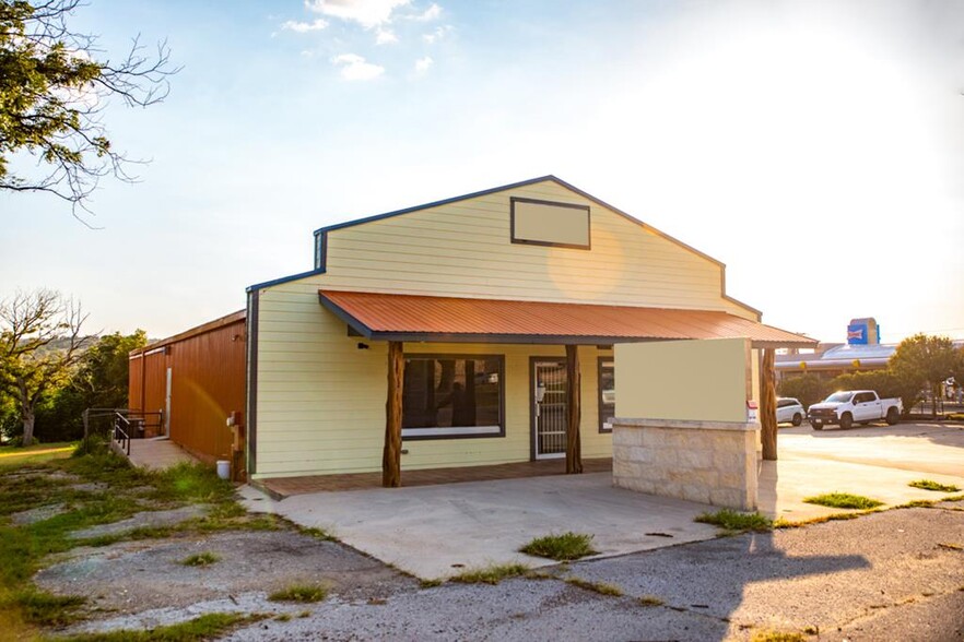 1241 Junction Hwy 27, Kerrville, TX for sale - Building Photo - Image 1 of 1