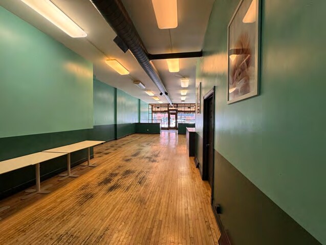 13 N Main St, Three Rivers, MI à louer - Photo intérieure - Image 3 de 20