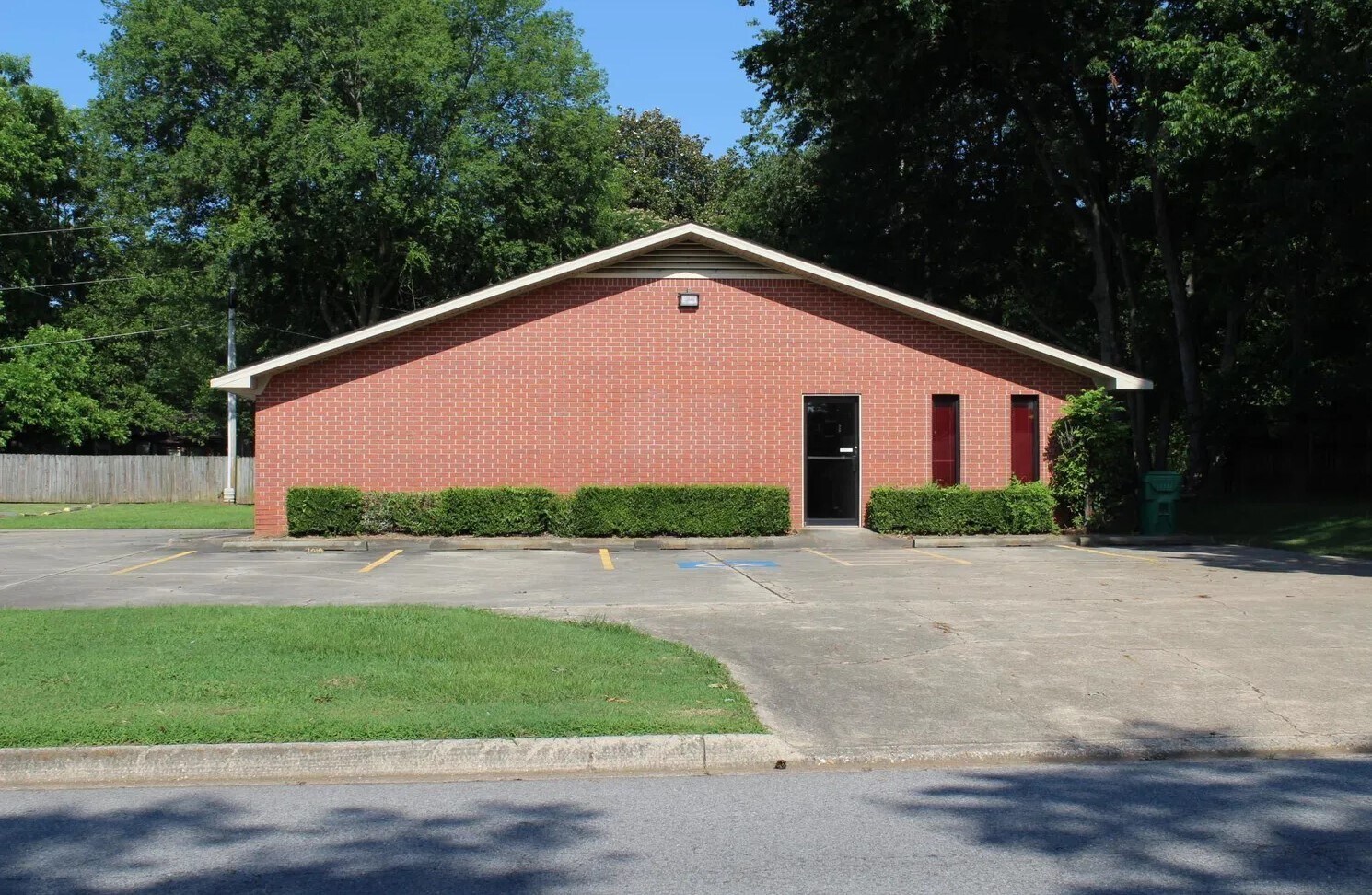 527 N Main St, Nashville, AR à vendre Photo du bâtiment- Image 1 de 4
