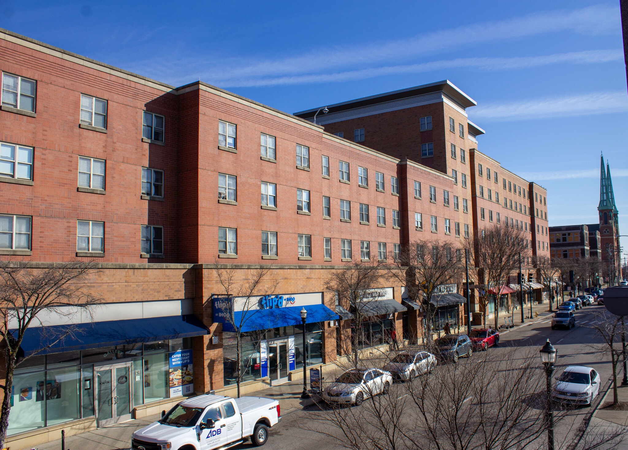 138 Calhoun St, Cincinnati, OH for lease Primary Photo- Image 1 of 8