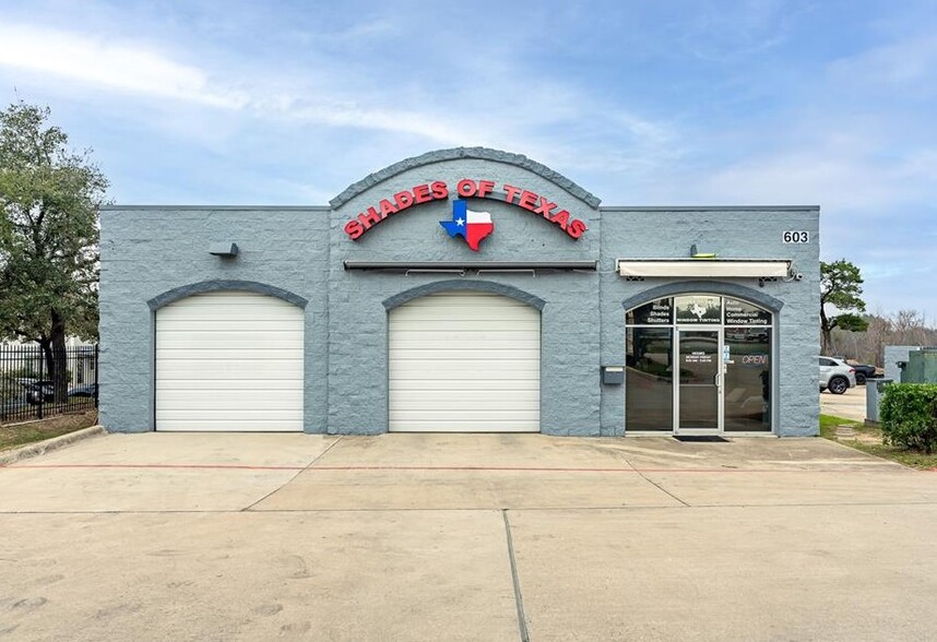 603 Cypress Creek Rd, Cedar Park, TX for sale - Building Photo - Image 1 of 19