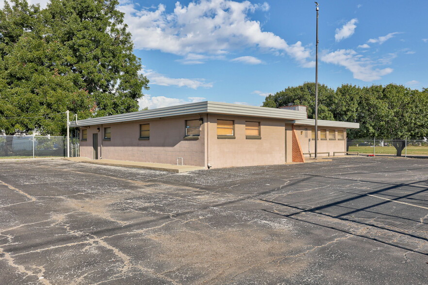 1404 NW 1st St, Oklahoma City, OK à vendre - Photo du b timent - Image 3 de 43