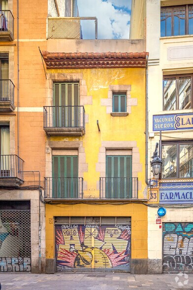 Carrer de Sant Pau, 31, Barcelone, Barcelona à louer - Photo du bâtiment - Image 2 de 12