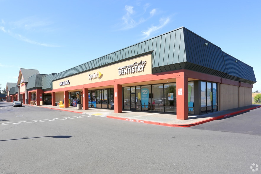 6315-6345 Commerce Blvd, Rohnert Park, CA à louer - Photo du bâtiment - Image 3 de 6