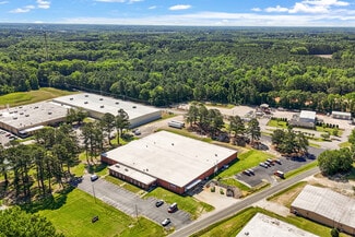 Plus de détails pour 500 E Gannon Ave, Zebulon, NC - Industriel à vendre