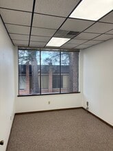 1229 Lake Plaza Dr, Colorado Springs, CO for lease Interior Photo- Image 1 of 5