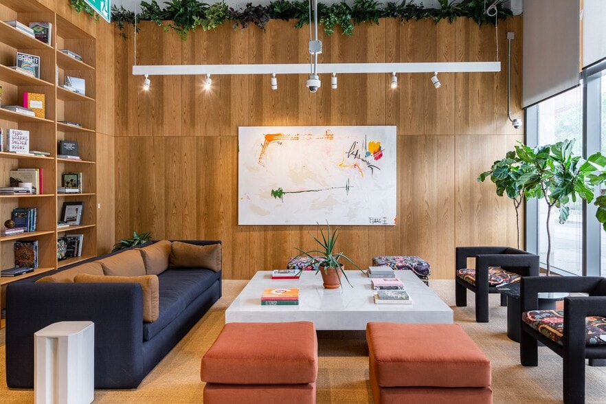 1100-1104 King St W, Toronto, ON à louer - Photo intérieure - Image 3 de 12