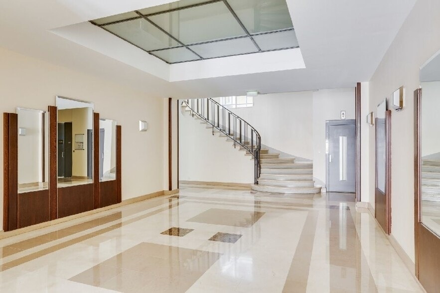 32 Rue Des Jeuneurs, Paris à louer - Hall d’entrée - Image 3 de 4