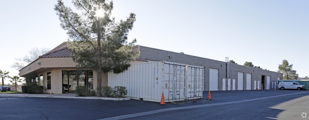 6135 Harrison Dr, Las Vegas, NV for lease - Building Photo - Image 2 of 6