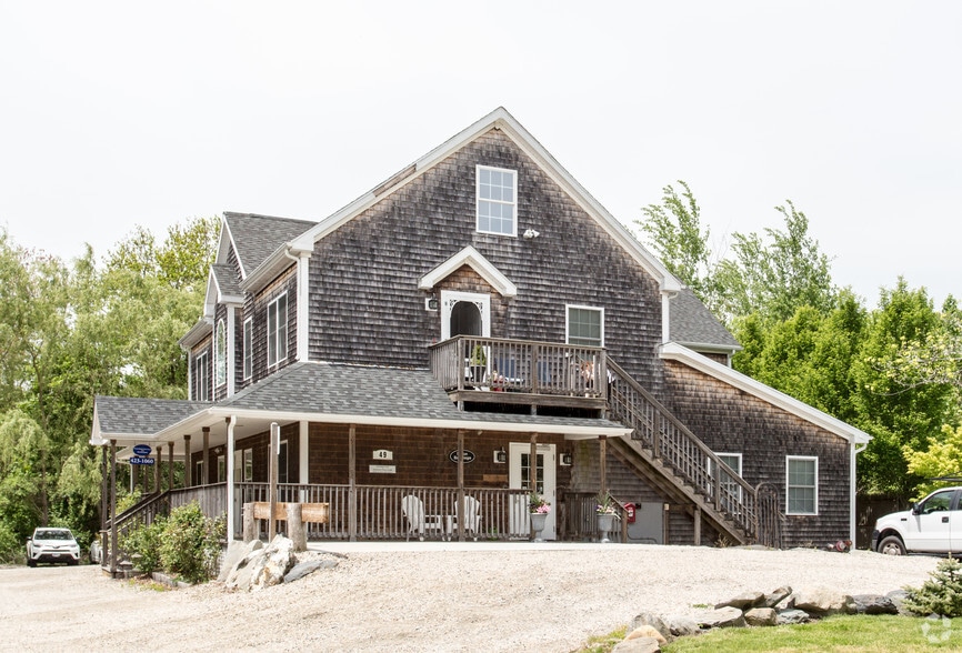 49 North Rd, Jamestown, RI for lease - Primary Photo - Image 1 of 5