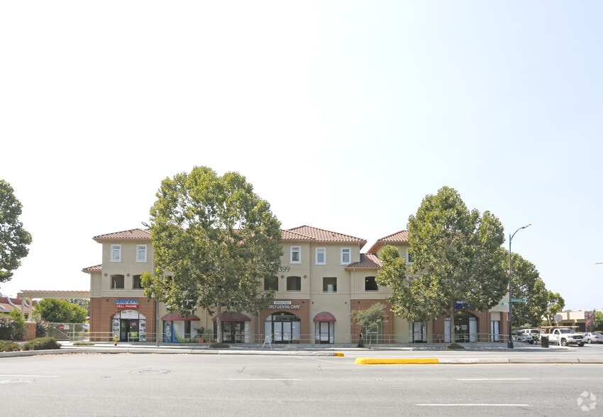 1399 S Winchester Blvd, San Jose, CA for lease - Building Photo - Image 2 of 8