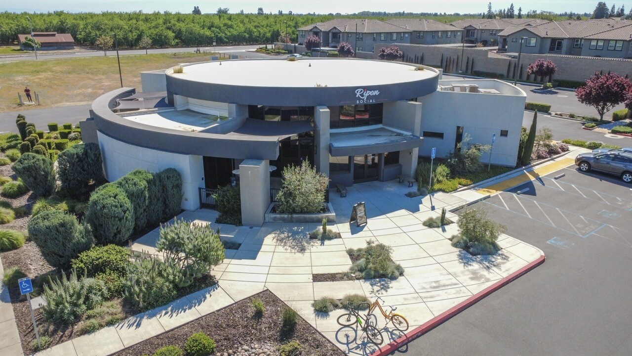 200 W River Rd, Ripon, CA for lease Primary Photo- Image 1 of 27