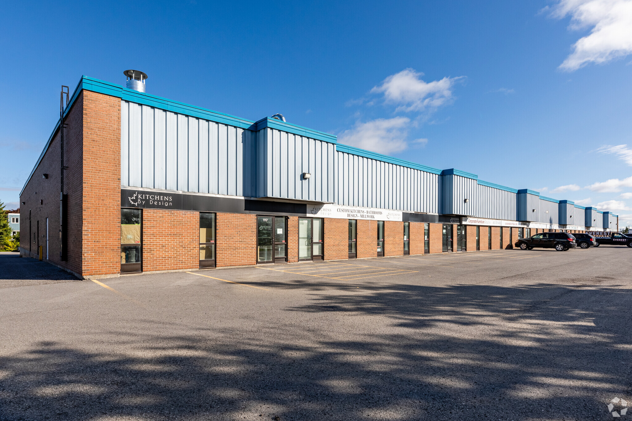 1117-1141 Newmarket St, Ottawa, ON for lease Primary Photo- Image 1 of 8