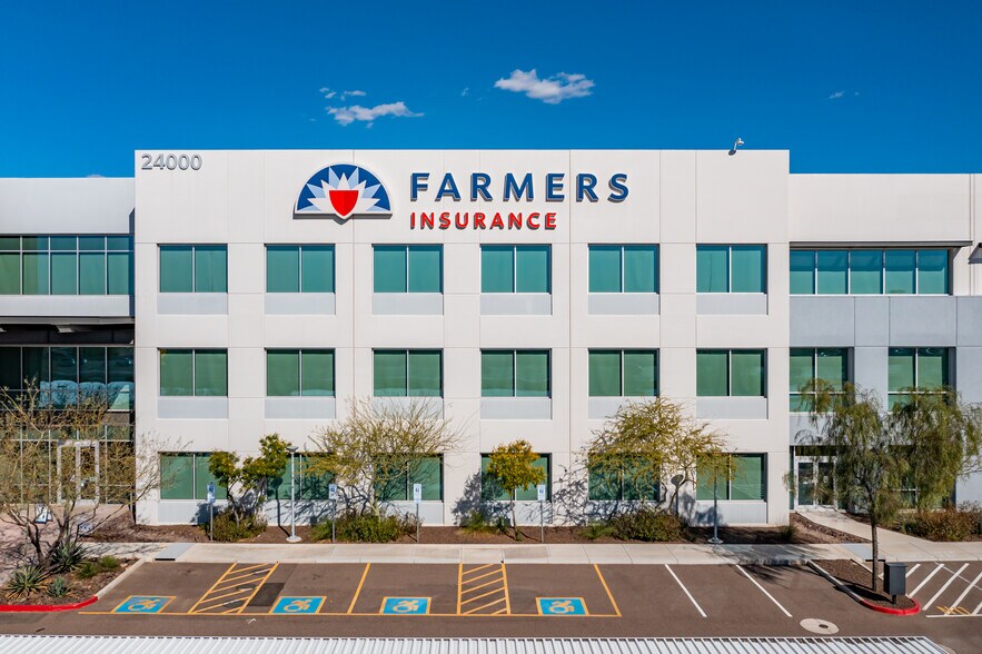 24000 N Farmers Way, Phoenix, AZ for lease - Building Photo - Image 2 of 19