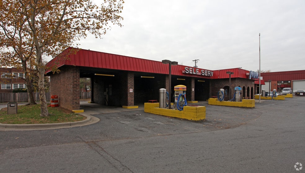 Bladensburg Road Portfolio Sale portfolio of 3 properties for sale on LoopNet.ca - Primary Photo - Image 3 of 3