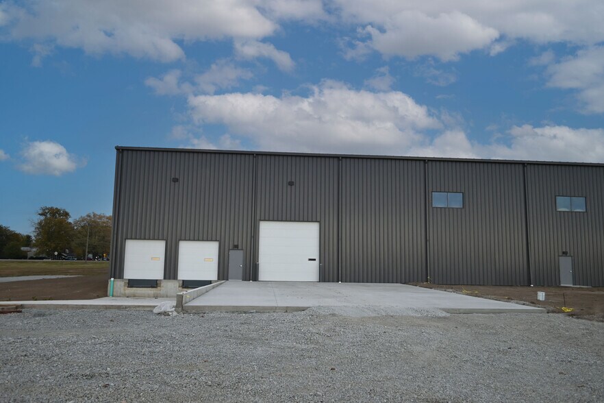 6 Ringle Ave, Wabash, IN à vendre - Photo du bâtiment - Image 3 de 6