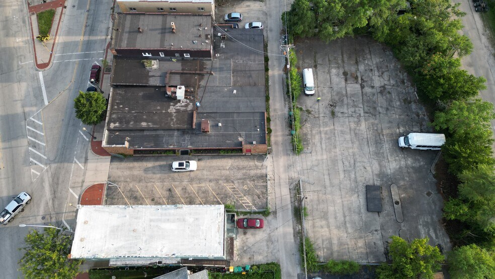459 N Ottawa St, Joliet, IL à louer - Photo du bâtiment - Image 2 de 2