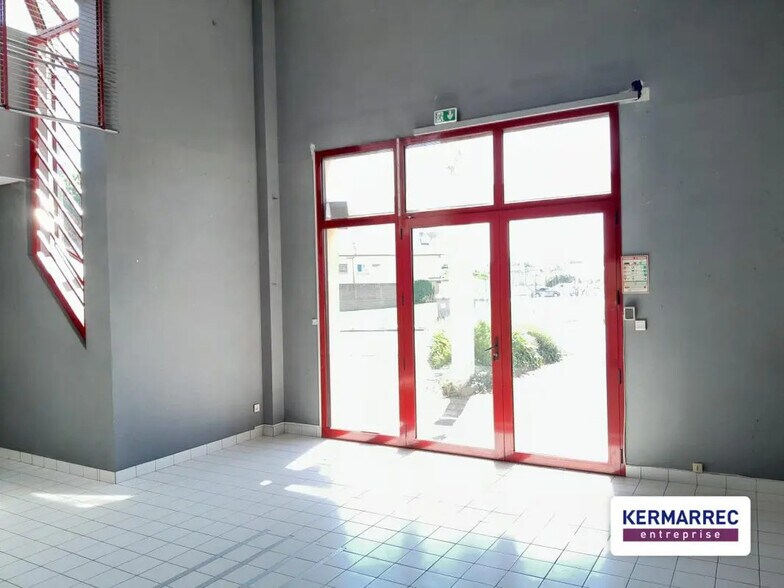 Flex dans Vezin-le-Coquet à louer - Photo du bâtiment - Image 2 de 9