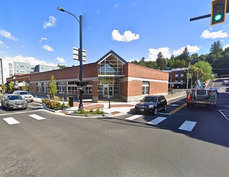 301 E Main St, Pullman, WA à louer - Photo du bâtiment - Image 2 de 8