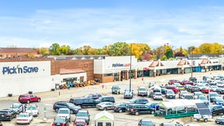 More details for 210-240 W Murdock Ave, Oshkosh, WI - Retail for Lease