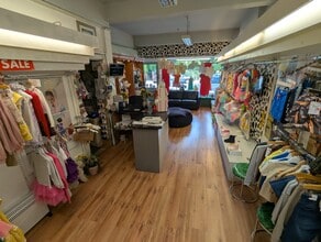 29 Uplands Cres, Swansea for lease Interior Photo- Image 2 of 4