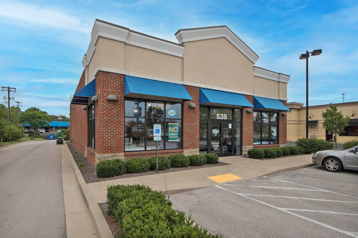 539 W New Circle Rd, Lexington, KY à vendre Photo du bâtiment- Image 1 de 5