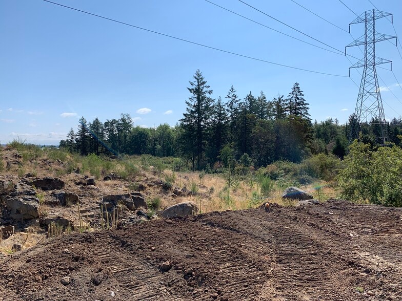 21370 SW Dahlke Ln, Sherwood, OR for sale - Building Photo - Image 2 of 6