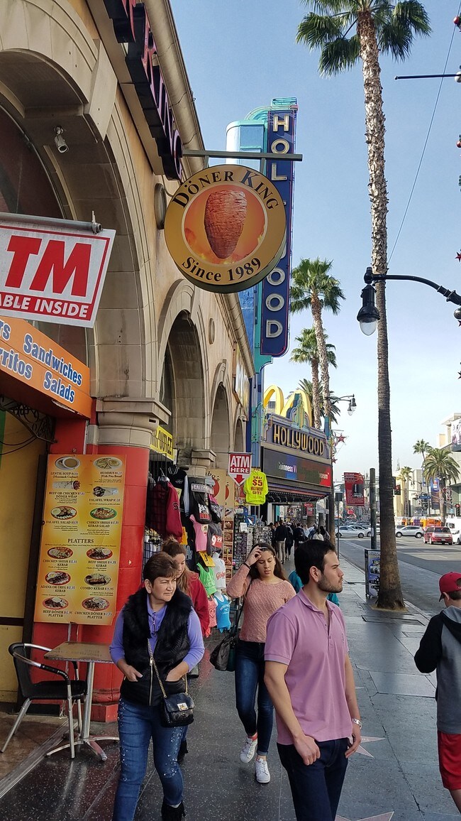 Plus de détails pour 6756-6762 Hollywood Blvd, Hollywood, CA - Commerce de détail à louer