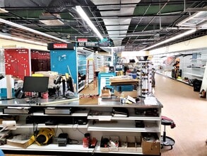 5777 Hollister Ave, Goleta, CA for lease Interior Photo- Image 2 of 10