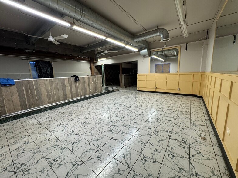 2200 W North Ave, Melrose Park, IL for lease - Building Photo - Image 2 of 10