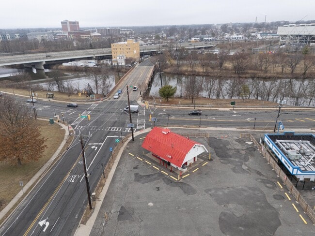 More details for 735 E Hazelwood Ave, Rahway, NJ - Retail for Sale