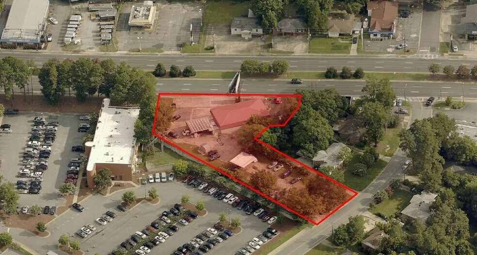 2406 Manchester Expy, Columbus, GA à louer - Photo du bâtiment - Image 2 de 2