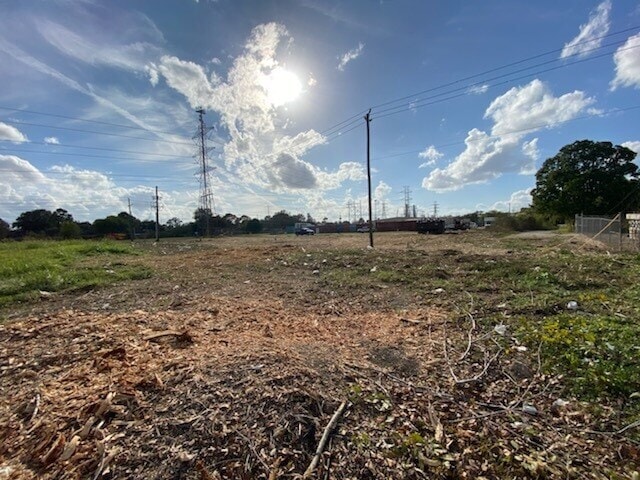 7103 Baneway Dr, Houston, TX for lease - Building Photo - Image 3 of 4