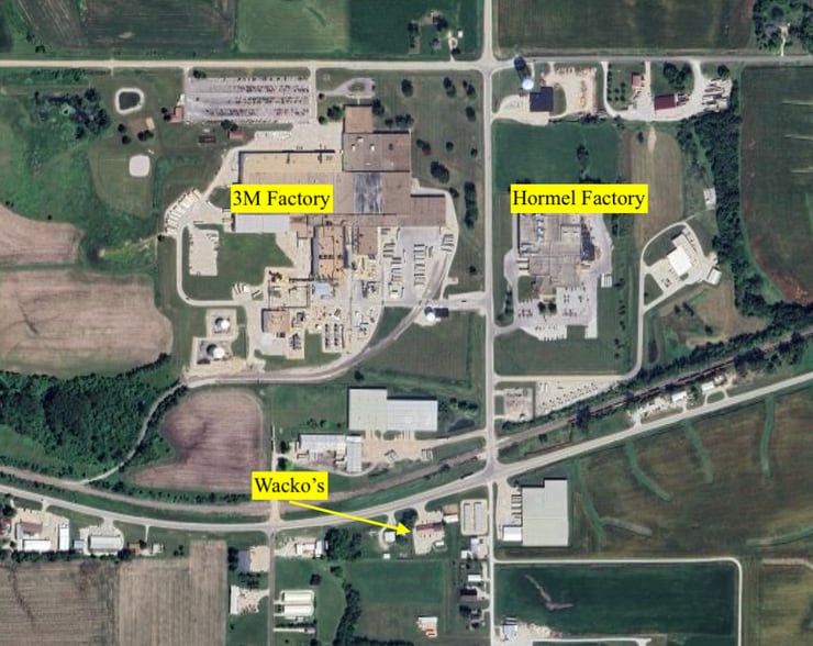 3906 E Main St, Knoxville, IA for sale - Building Photo - Image 2 of 4