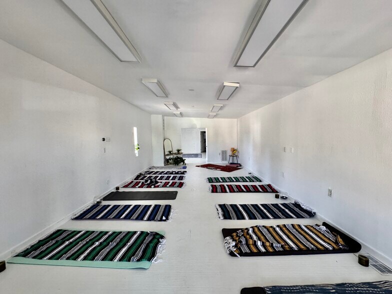1507 W North Loop Blvd, Austin, TX à louer - Photo intérieure - Image 3 de 11