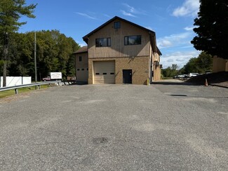 Plus de détails pour 8 Maple Dr, Monroe, CT - Industriel à louer