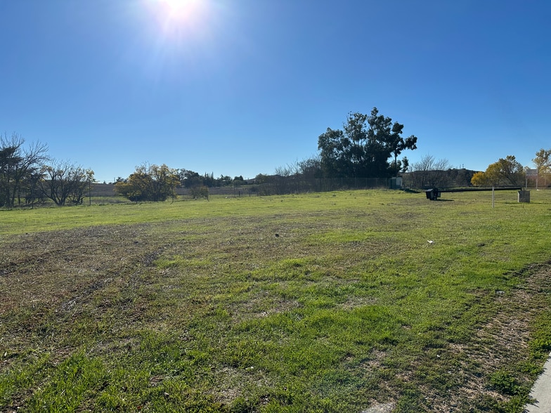 57 Beaumont ave, Beaumont, CA for sale - Building Photo - Image 3 of 7