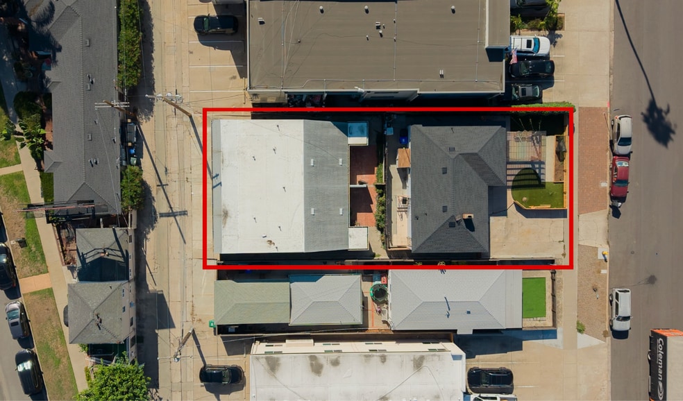 1951 Hornblend St, San Diego, CA for sale - Building Photo - Image 3 of 27