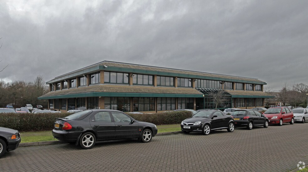 Rutherford Clos, Stevenage à louer - Photo principale - Image 1 de 2