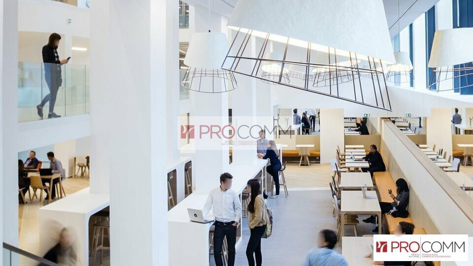 Office in Chartres for sale Building Photo- Image 1 of 7