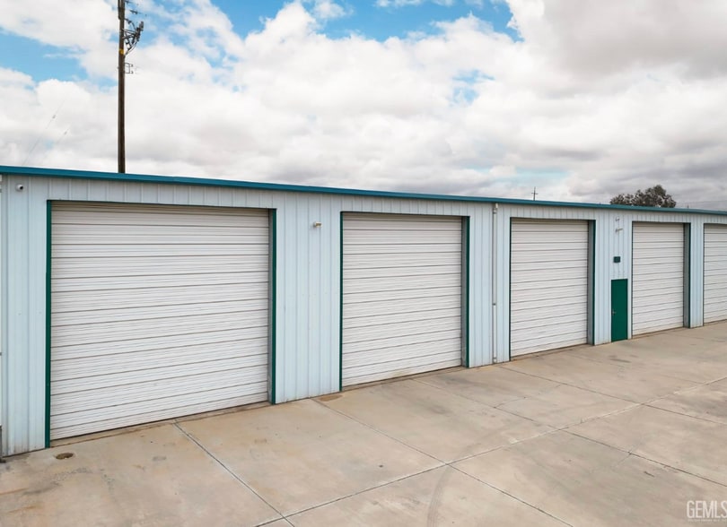 150 Hayden Ct, Bakersfield, CA for sale - Building Photo - Image 3 of 11